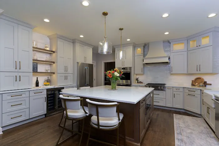Creative Cabinets and Fine Finishes, LLC Picture 3