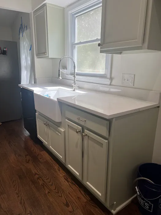 Creative Cabinets and Fine Finishes, LLC Picture 4