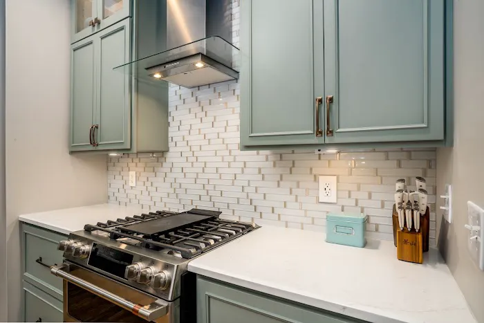 Creative Cabinets and Fine Finishes, LLC Picture 7