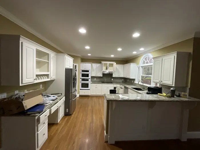 The UniqHouse Kitchen Remodeling, Bathroom Remodeling and Kitchen Cabinets Picture 4