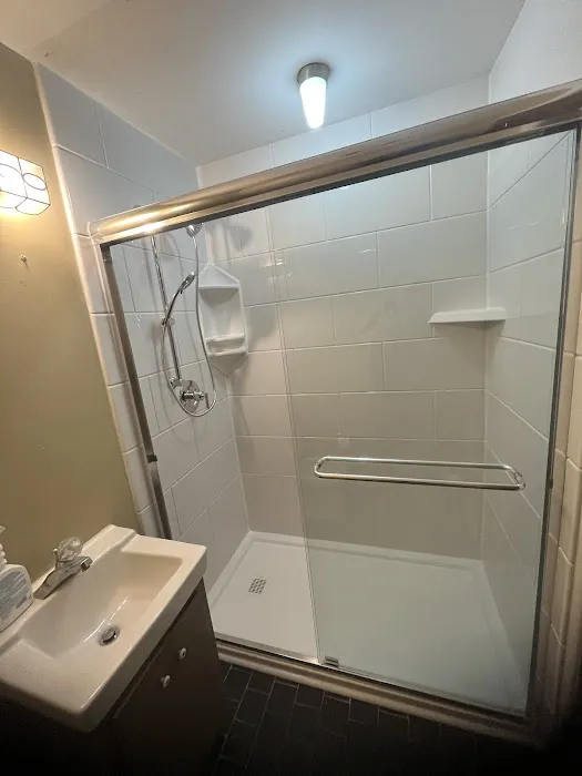 Upscale Bath Solutions LLC Picture 9