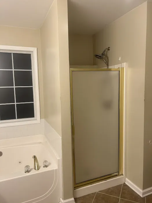Upscale Bath Solutions LLC Picture 1