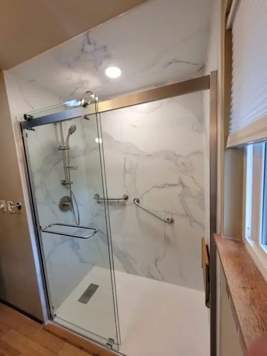 Modern Bathworx Picture 9