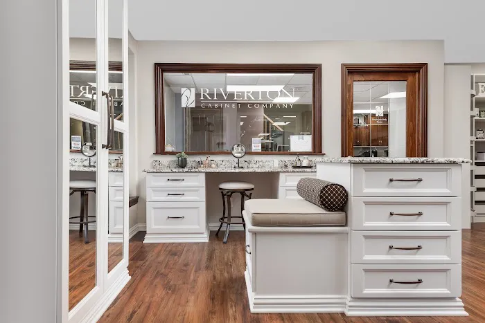 Riverton Cabinet Company Picture 8