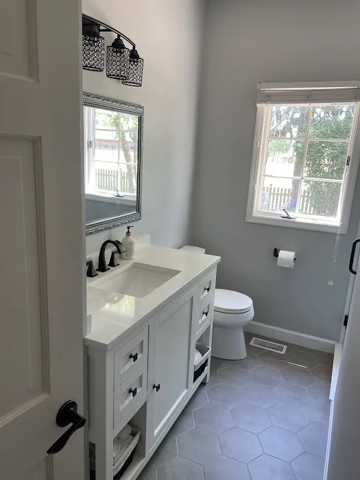 House of Design and Remodeling Picture 9