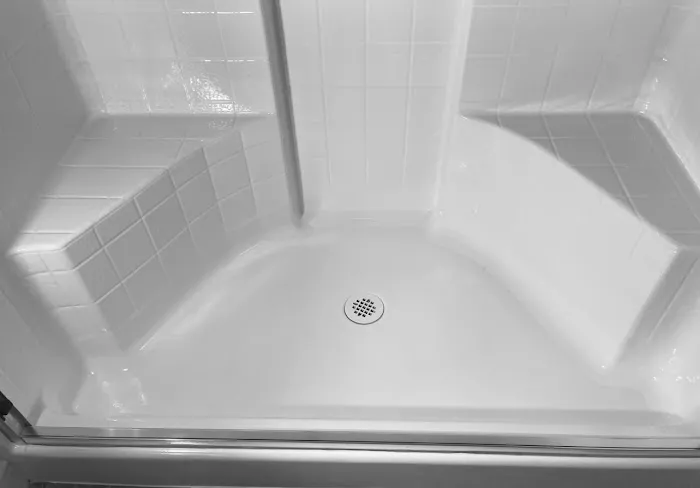 Tub & Tile Refinishers Picture 7