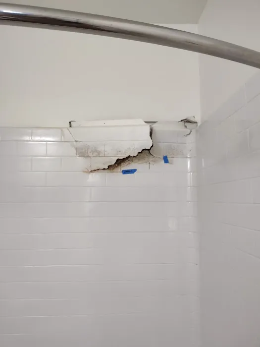 Tnt Bathtub Repair of Ga LLC Picture 1