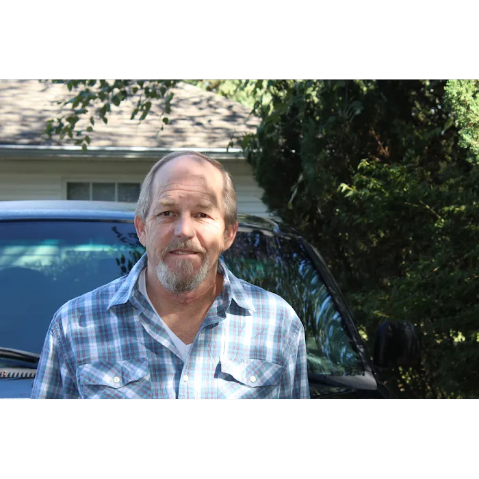 Dwayne Joyner Tub Surface Specialist Picture 1