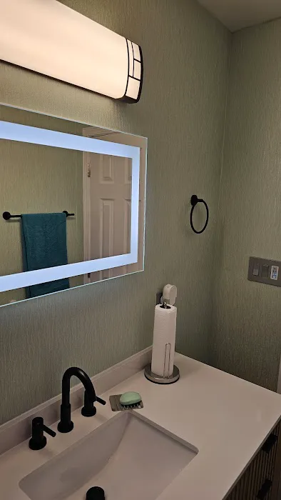 Bath Fitter Picture 6