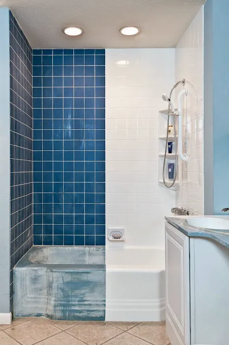CALbath Commercial Picture 3