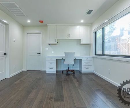 ROY'S BUILDERS & REMODELING INC