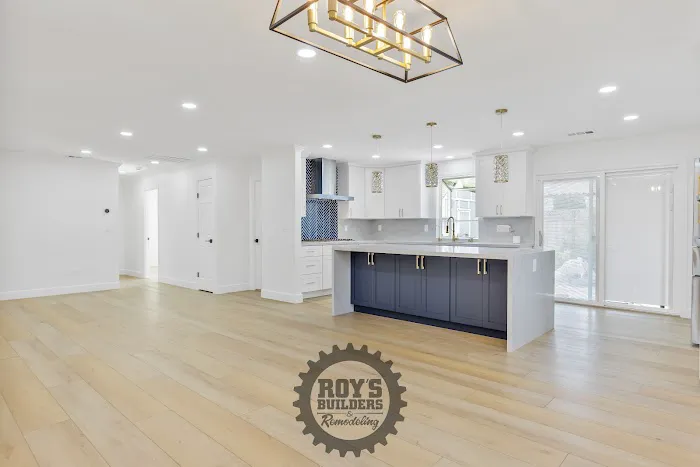 ROY'S BUILDERS & REMODELING INC Picture 9