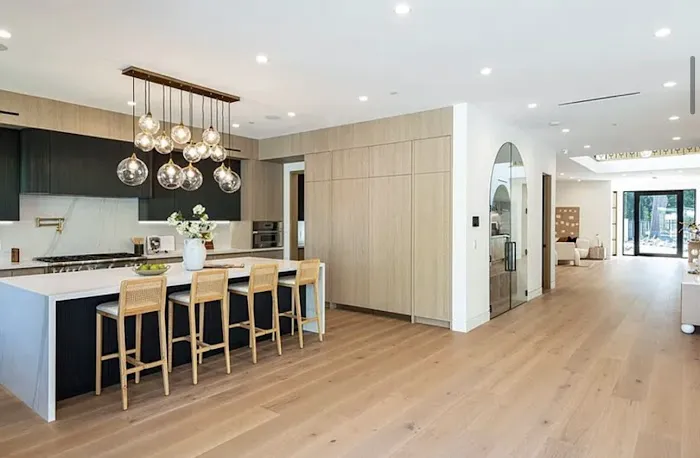 Simple Choice Construction WA Picture 5
