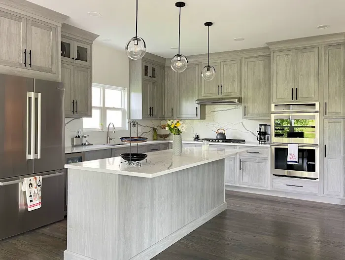 West DuPage Cabinets Granite Inc. Picture 9