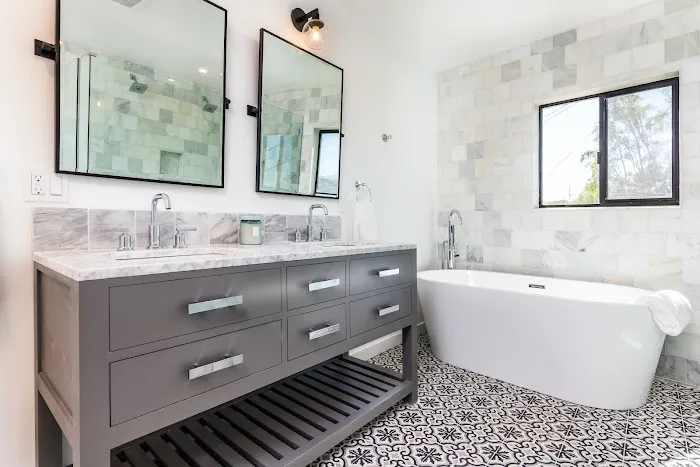 BathElite Bathroom Remodeling & Tile Picture 3