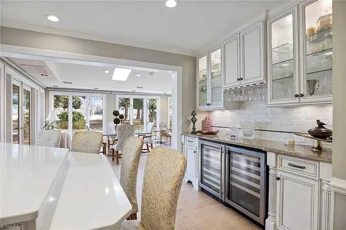 ABC Home Expert. Kitchen & Bath Showroom. Home Remodeling & Repair Picture 4