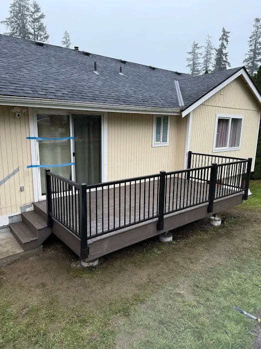 Intercrus Decks Picture 4