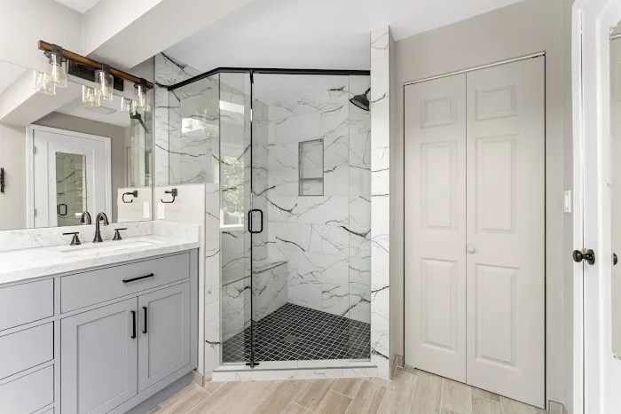 Solid Kitchen & Bath Picture 6