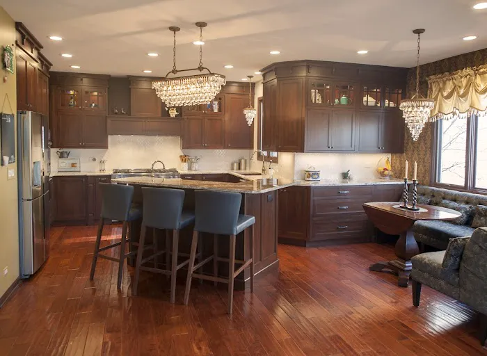 Avanti Gallery - Fine Cabinetry Picture 3