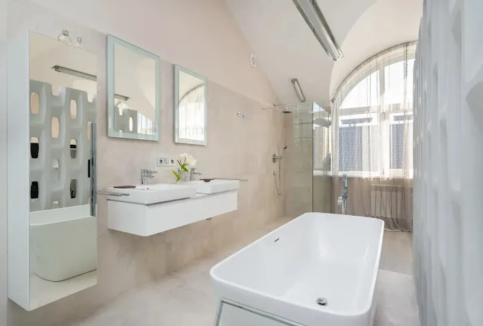 The Bathroom LLC Picture 9