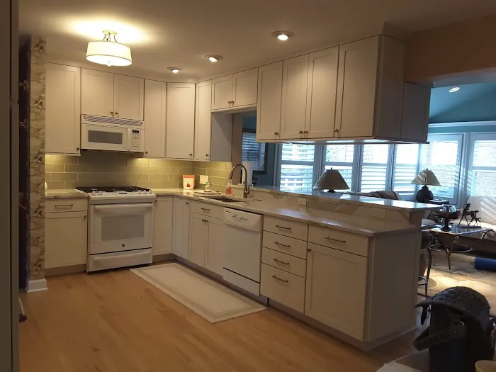 Laura's Interiors Picture 6
