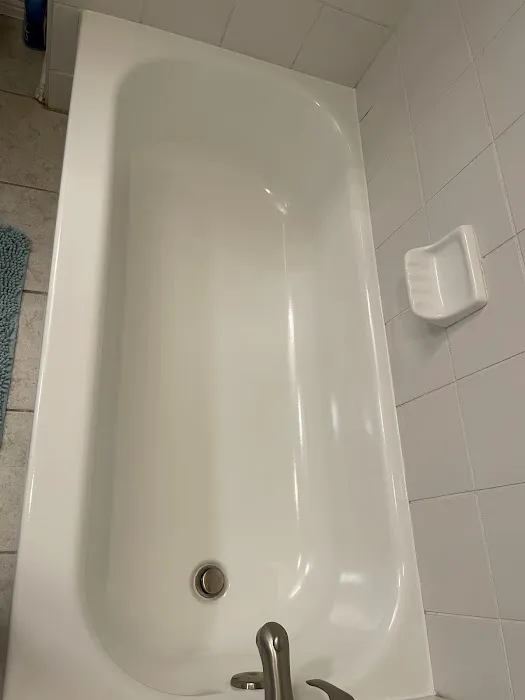 West Coast Refinishing Tub LLC Picture 5
