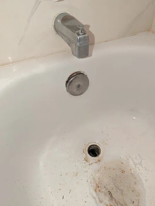 West Coast Refinishing Tub LLC Picture 2