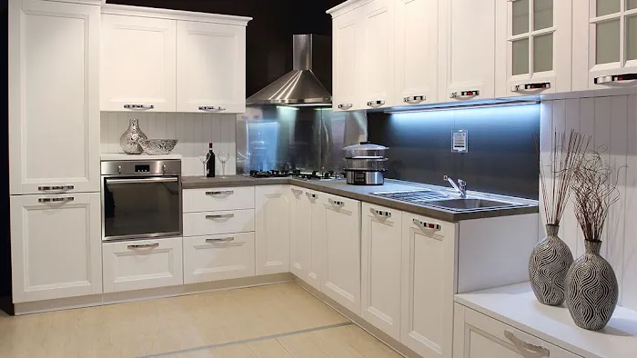 Service Doctor Remodeling and Refinishing Design Studio Picture 1