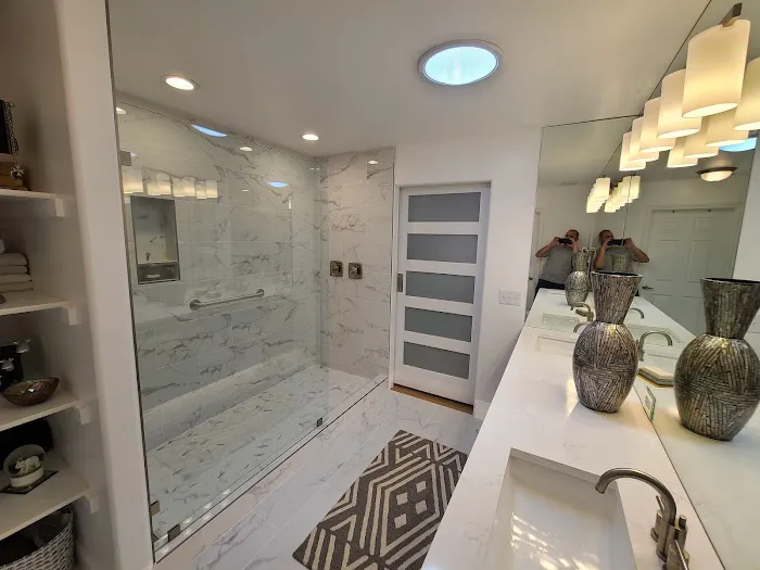 Baker Kitchen & Bath Picture 9