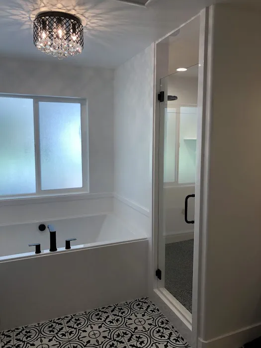 Master Bath Picture 6