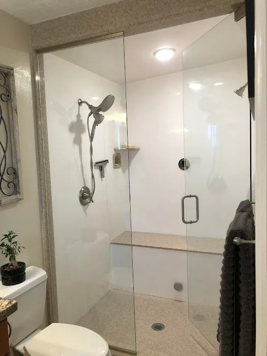 Master Bath Picture 3