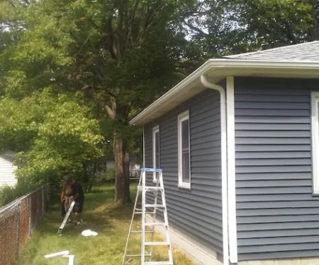 Upright construction