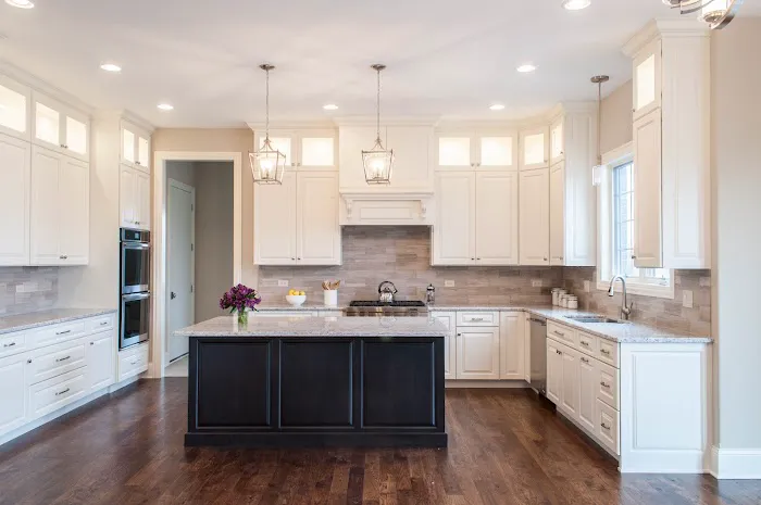 D'Andrea Custom Cabinetry Picture 1