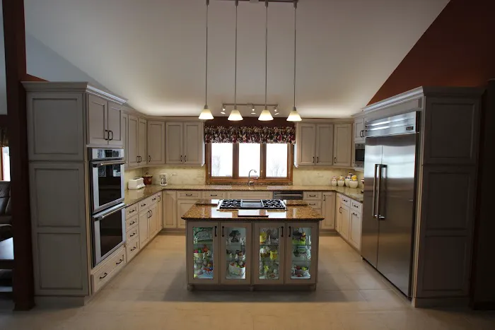 Chicago Cabinet Co Picture 3
