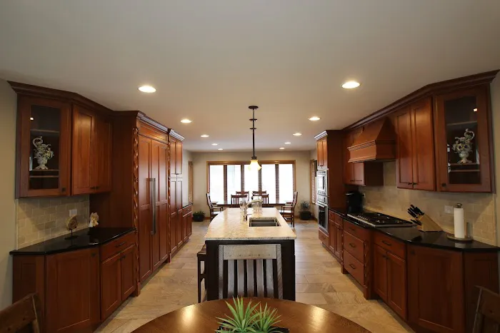 Chicago Cabinet Co Picture 4