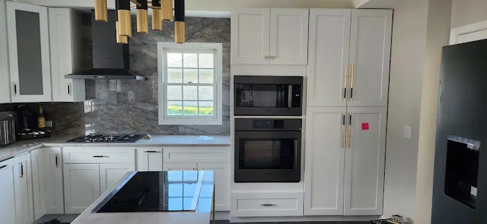 Design City Cabinets Inc. Picture 10
