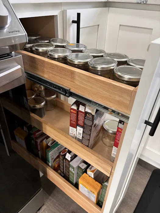 Design City Cabinets Inc. Picture 7