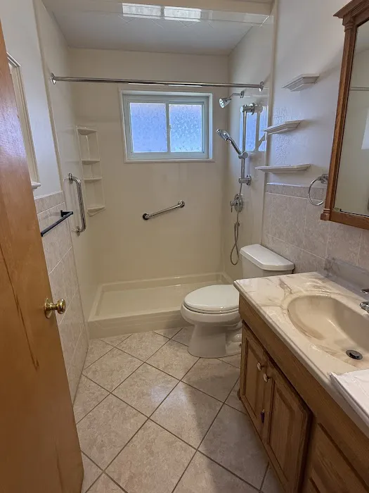 Bath Fitter Picture 1