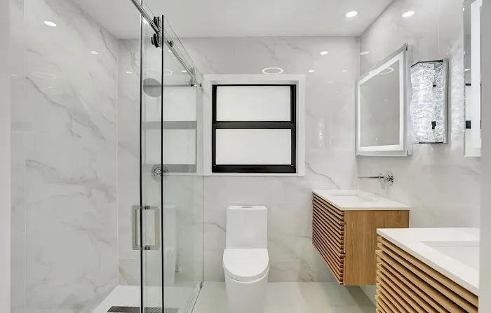 Refresh Custom Homes Picture 6