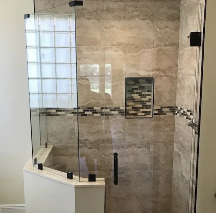 Refresh Custom Homes Picture 5