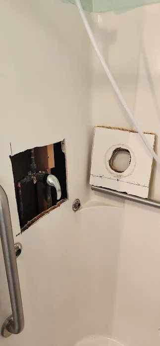 Duraspray Bathtub & Tile Refinishing Picture 4