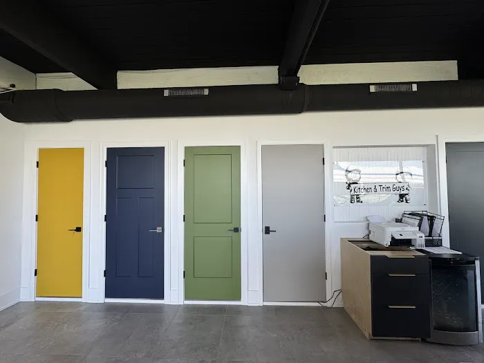 Kitchen & Trim Guys Picture 4