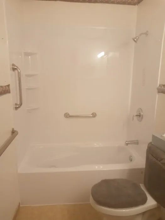Bath Fitter Picture 2