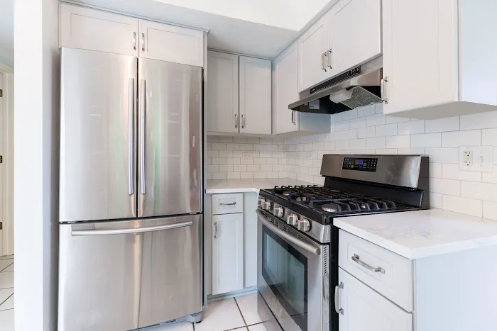 Redo Cabinets Picture 1