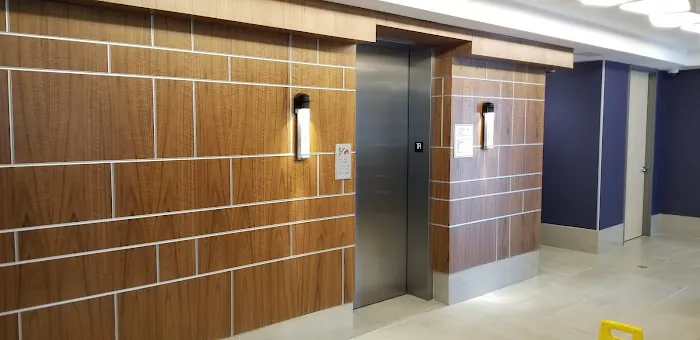 KB Custom Remodelers & Cabinets Picture 6