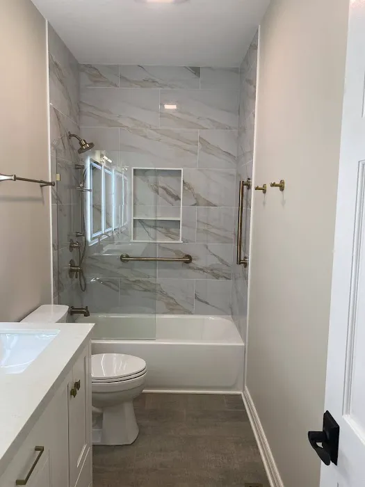 Fast Bath Makeover Picture 8