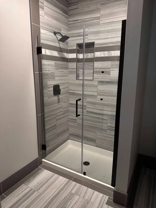 Fast Bath Makeover Picture 4
