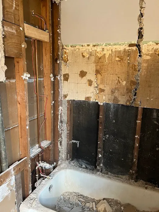 Livin Good Home Renovation and Custom Design, LLC Picture 5
