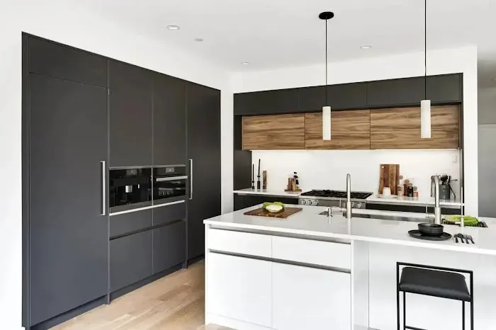 Forini Cabinets Picture 1