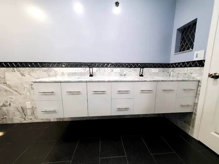 PH REMODELING INC Picture 9